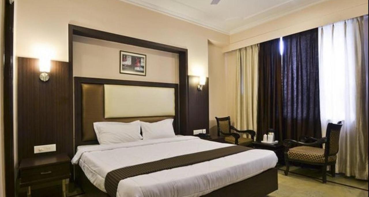 Hotel Paramount Džajpur Exteriér fotografie